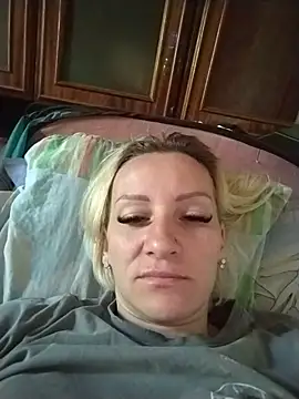 Snapshot of ulika1989 chatting on 06.22.26 ulika1989 online show from 06.22.26