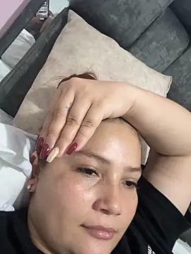 EmilyBarragan online show from 01.29.25