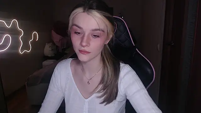 Snapshot of jeann_elsaa chatting on 01.26.25 jeann elsaa online show from 01.26.25