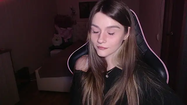 Snapshot of jeann_elsaa chatting on 09.20.25 jeann elsaa online show from 09.20.25