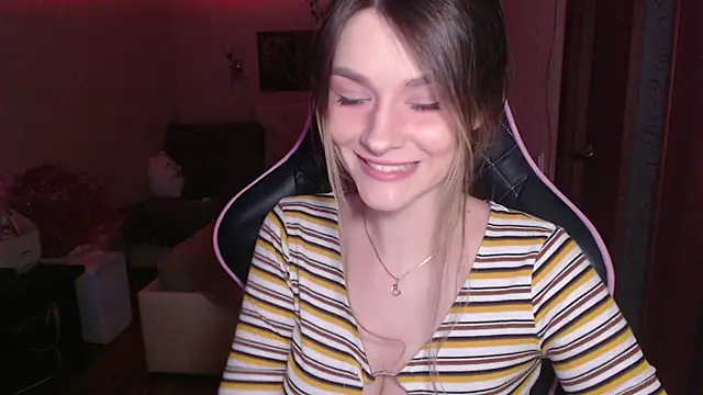 Snapshot of jeann_elsaa chatting on 10.25.25 jeann elsaa online show from 10.25.25