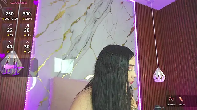 Snapshot of haylie_ chatting on 01.22.25 haylie online show from 01.22.25