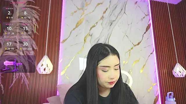 Snapshot of haylie_ chatting on 02.06.25 haylie online show from 02.06.25
