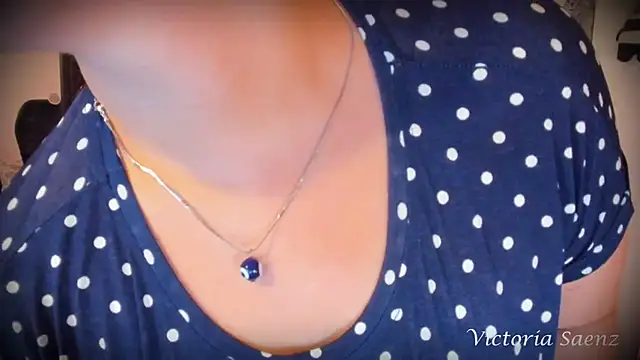 Snapshot of victoriaasaenz_ chatting on 02.25.25 victoriaasaenz online show from 02.25.25