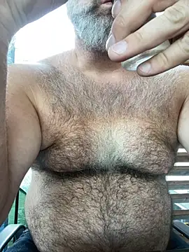 Snapshot of fat_cock_4_you chatting on 09.15.25 fat cock 4 you online show from 09.15.25