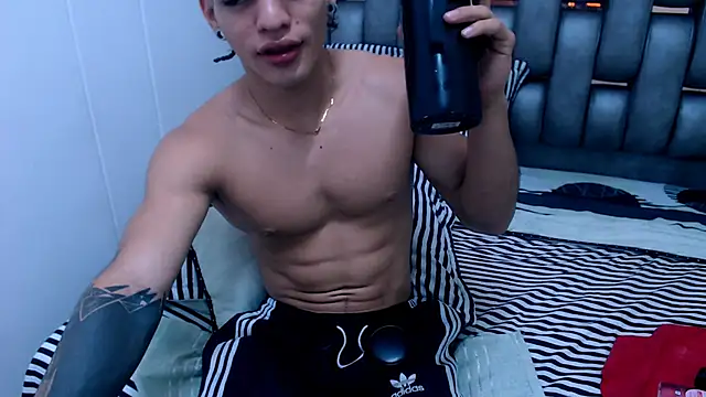 AlbertBernal69 online show from 01.27.25