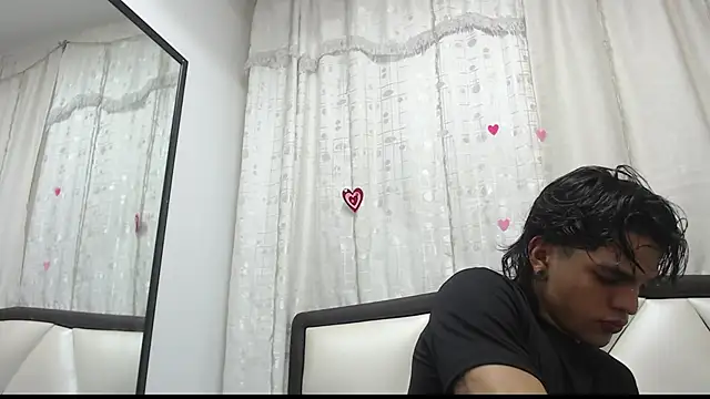 AlbertBernal69 online show from 03.17.25