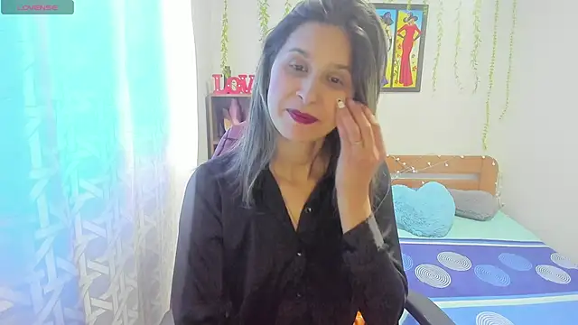 lauren ashlee online show from 11.12.25