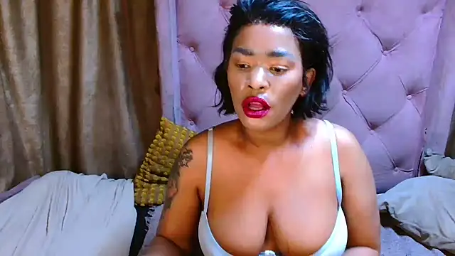Snapshot of AFRICANGODDESSXXX chatting on 07.15.26 AFRICANGODDESSXXX online show from 07.15.26