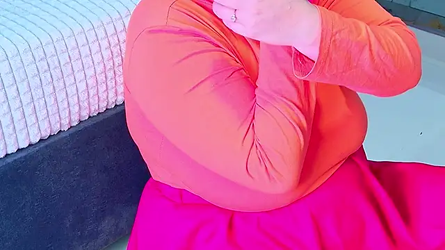 NathaxaLeans online show from 10.17.25