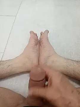 Hardapple01 online show from 03.17.25