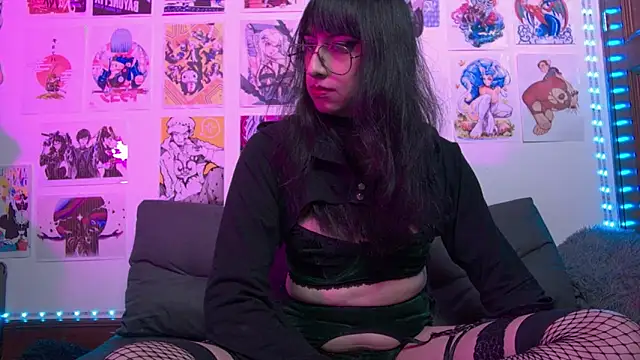 snowblack  online show from 01.08.25