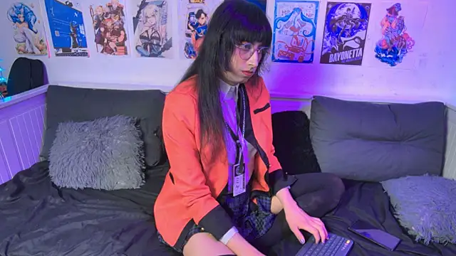 Snapshot of snowblack_ chatting on 06.06.26 snowblack online show from 06.06.26