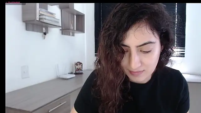 MIYESSI online show from 02.18.25