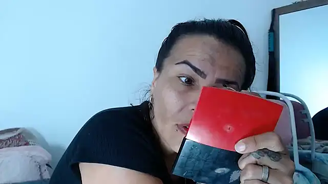 Snapshot of KaiicyQuuen chatting on 11.25.25 KaiicyQuuen online show from 11.25.25