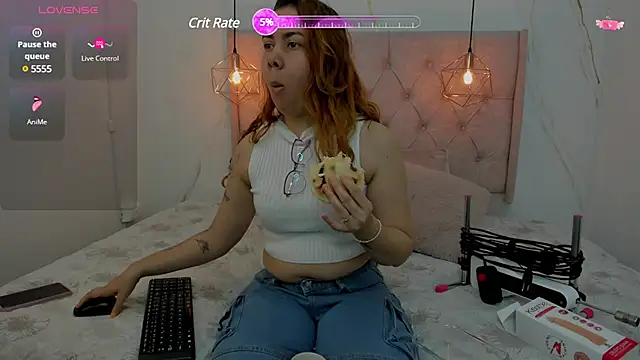 Snapshot of SakuraLee_ chatting on 02.23.25 SakuraLee online show from 02.23.25