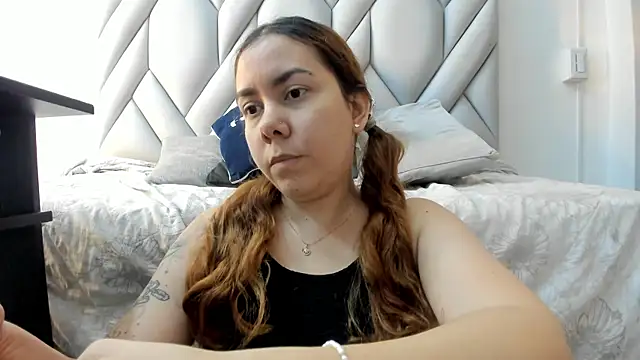 Snapshot of SakuraLee_ chatting on 02.28.25 SakuraLee online show from 02.28.25