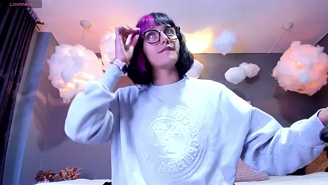 tati cardenas online show from 03.13.25