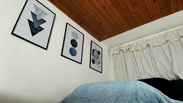 sam her online show from 10.02.25