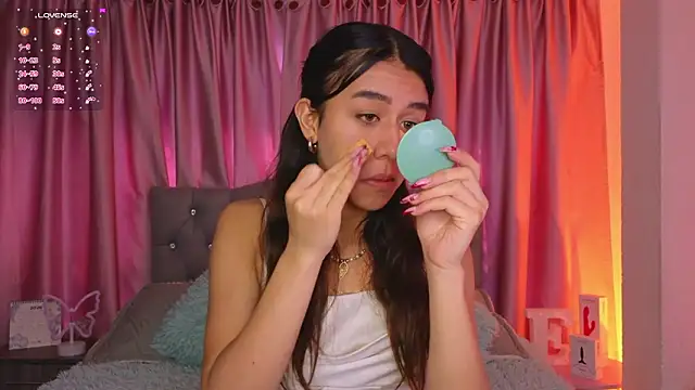 Emiily Scott1 online show from 02.27.26