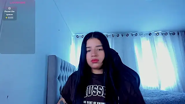 aliice walker  online show from 03.19.26