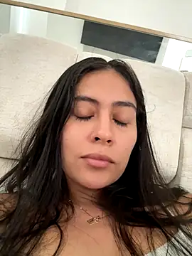 Sophie  Foxxx online show from 10.21.25