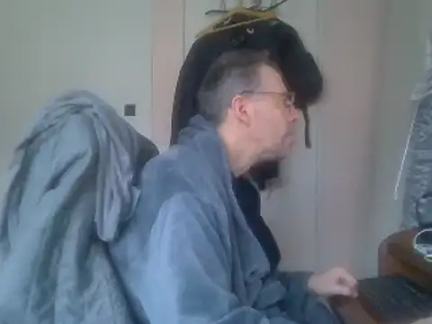 Snapshot of ptitcanard60600 chatting on 01.16.25 ptitcanard60600 online show from 01.16.25