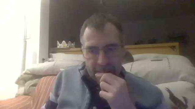 Snapshot of ptitcanard60600 chatting on 01.28.25 ptitcanard60600 online show from 01.28.25