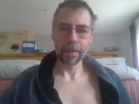 Snapshot of ptitcanard60600 chatting on 02.07.25 ptitcanard60600 online show from 02.07.25