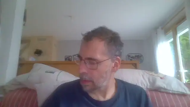 Snapshot of ptitcanard60600 chatting on 09.14.25 ptitcanard60600 online show from 09.14.25