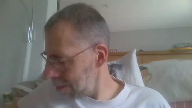 Snapshot of ptitcanard60600 chatting on 09.20.25 ptitcanard60600 online show from 09.20.25