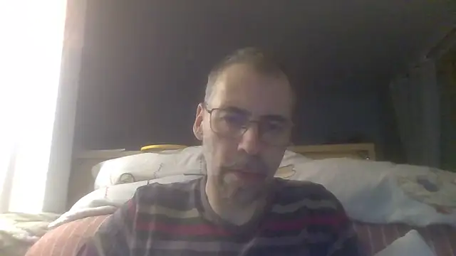 Snapshot of ptitcanard60600 chatting on 09.27.25 ptitcanard60600 online show from 09.27.25