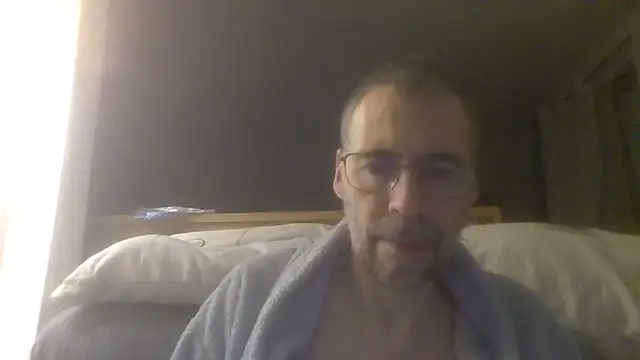 Snapshot of ptitcanard60600 chatting on 10.12.25 ptitcanard60600 online show from 10.12.25