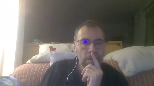 Snapshot of ptitcanard60600 chatting on 10.23.25 ptitcanard60600 online show from 10.23.25