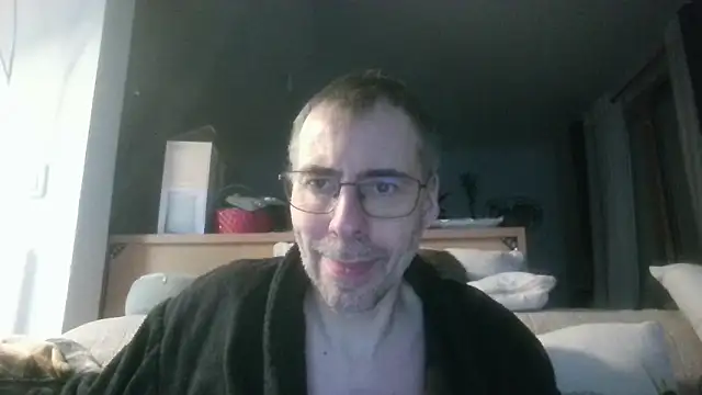 Snapshot of ptitcanard60600 chatting on 01.14.26 ptitcanard60600 online show from 01.14.26