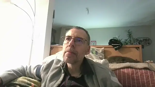 Snapshot of ptitcanard60600 chatting on 05.06.26 ptitcanard60600 online show from 05.06.26