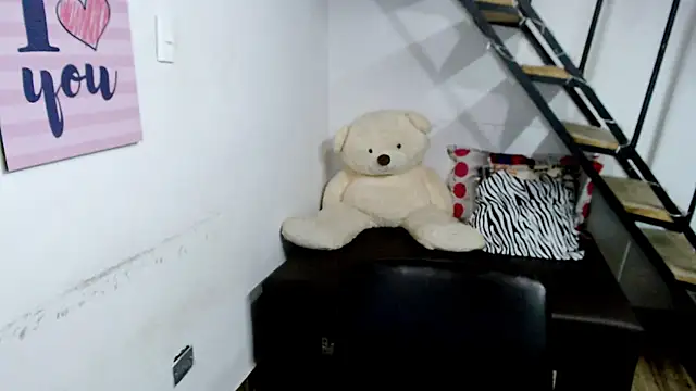 samantha baby  online show from 12.22.24