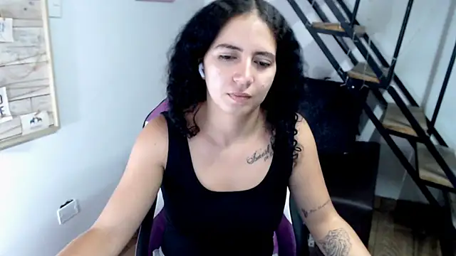 samantha baby  online show from 10.28.25