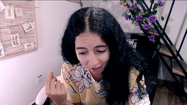 samantha baby  online show from 04.18.26