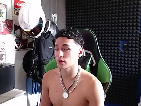 Curly Angel24 online show from 10.04.25