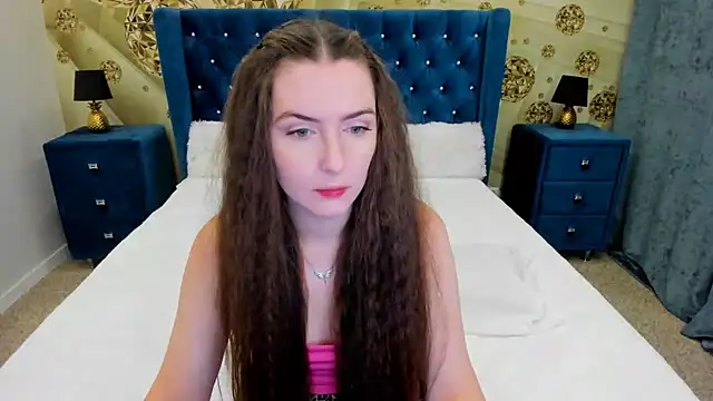 Katrina Minchels online show from 10.03.25