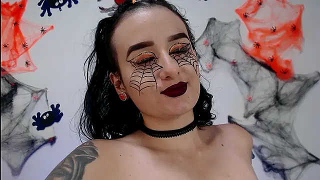 Sisirojas online show from 10.16.25