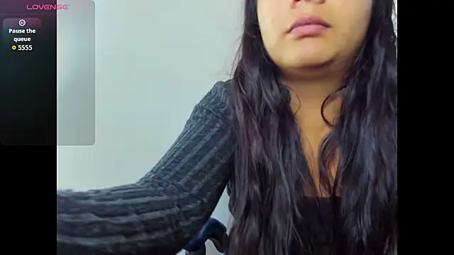 Snapshot of Charis_21 chatting on 09.11.25 Charis 21 online show from 09.11.25