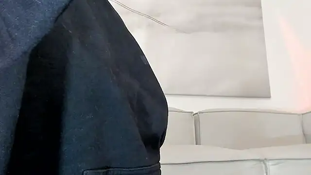 Apotheosis01 online show from 12.15.25