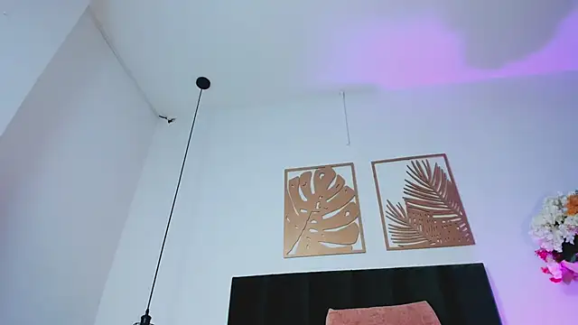 NoraDasilva online show from 02.25.25