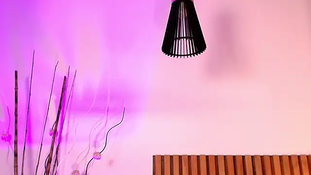 NoraDasilva online show from 09.13.25