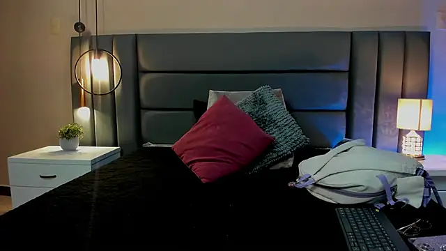 NoraDasilva online show from 10.14.25