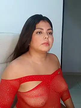 Snapshot of kiara-evans02 chatting on 10.30.25 kiara-evans02 online show from 10.30.25