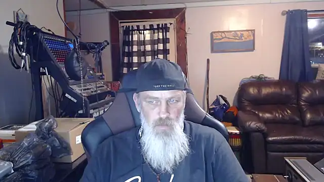 Snapshot of jimdacbin420 chatting on 03.02.26 jimdacbin420 online show from 03.02.26