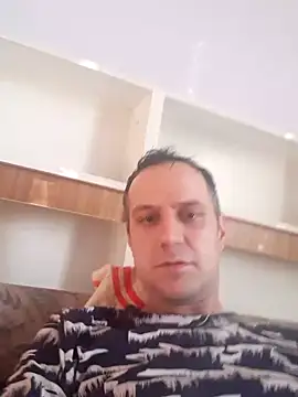 Snapshot of popperspair chatting on 12.19.24 popperspair online show from 12.19.24